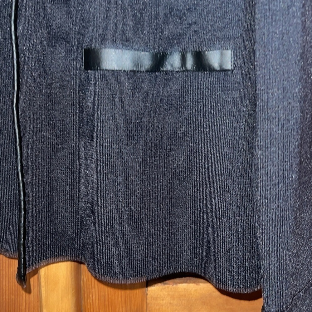 DUE per DUE Black Open Knit Cardigan Tulip wrists Sz. MD - Picture 8 of 15